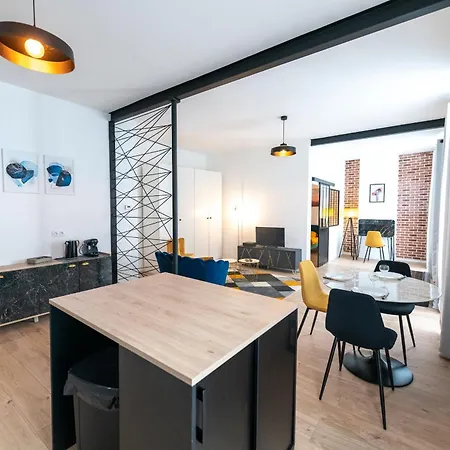 Apartment Kasa Arty - Equipe - Agreable Et Confortable