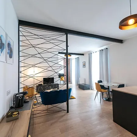 Apartment Kasa Arty - Equipe - Agreable Et Confortable *